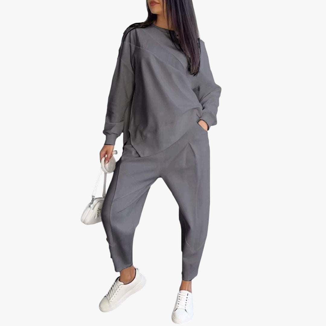 Women's Ribbed Tracksuit Set with Relaxed Fit and Cuffed Ankles