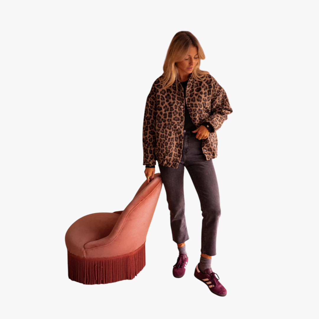 Women's Leopard Print Bomber Jacket with Ribbed Trim and Front Pockets